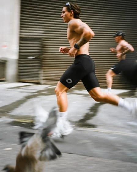 A runner's Day 24 story card